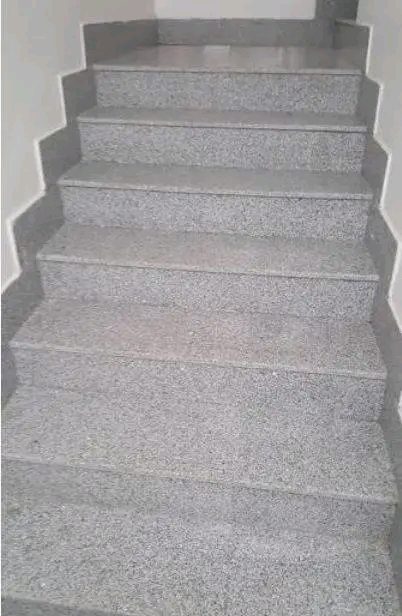 Escaliers en granit et marbre – Image 3